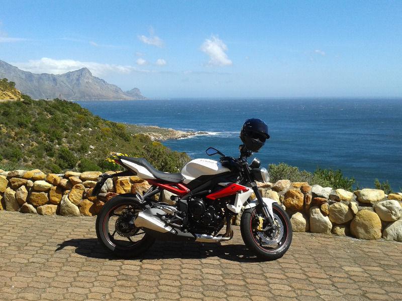 2013 Triumph Street Triple 675 R - LOW KILOMETERS