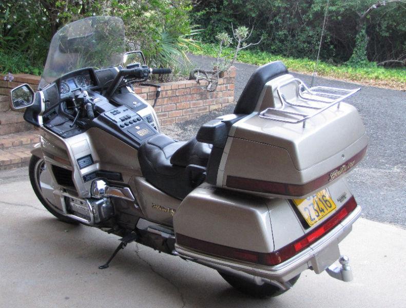 1988 Honda Gold Wing 1500GL with trailer