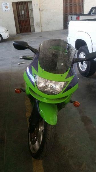 1998 Kawasaki Ninja