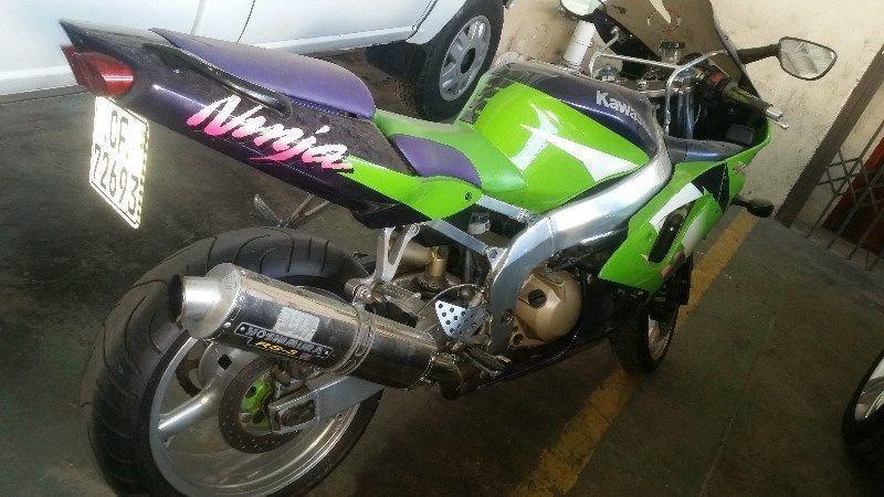 1998 Kawasaki Ninja