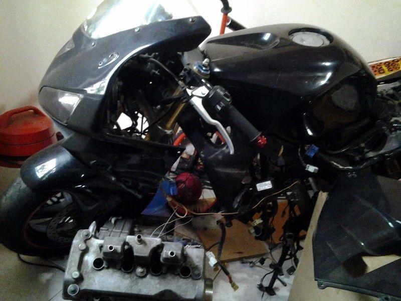 Honda CBR600RR 2005 NO SWAPS