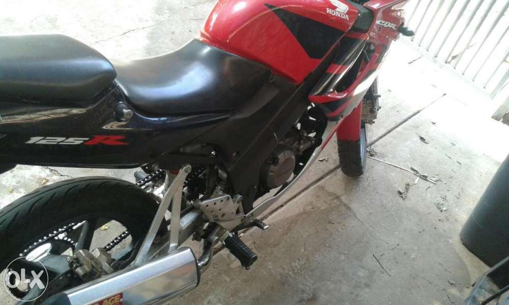 Honda cbr 125R
