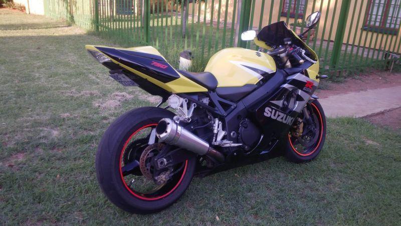 gsxr750 for sale or swop for car