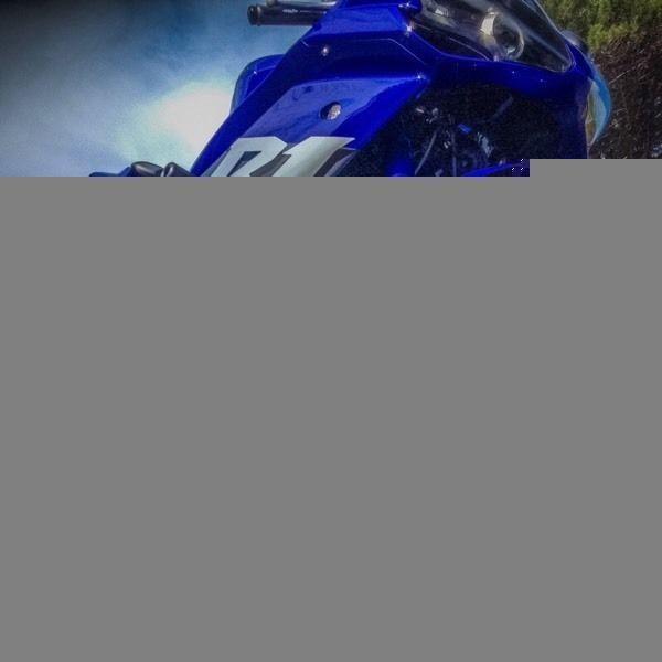 Yamaha YZF-R1, immaculate condition, tons of extra