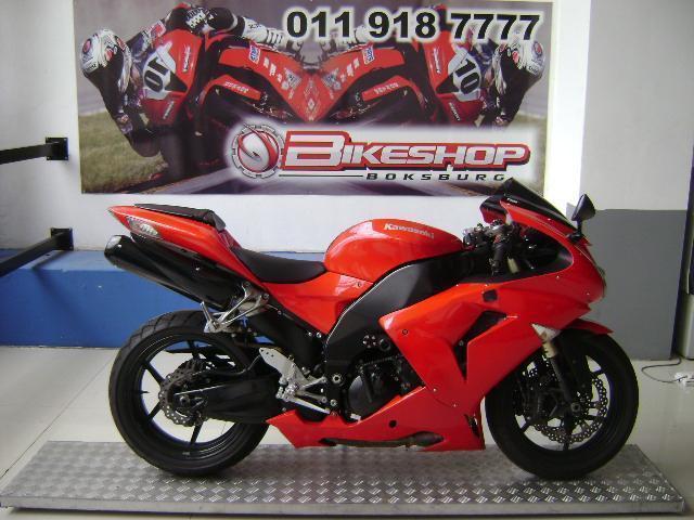 Kawasaki ZX10R with 53350km available now!