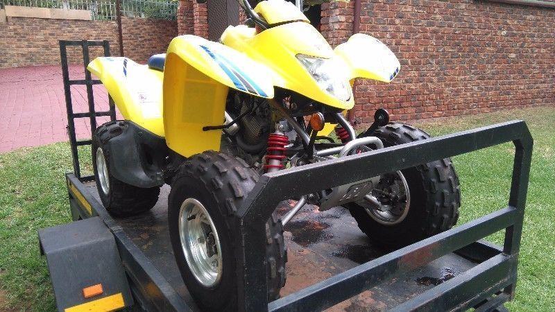 Suzuki LTZ 250 Quad and trailer and helmit for sale