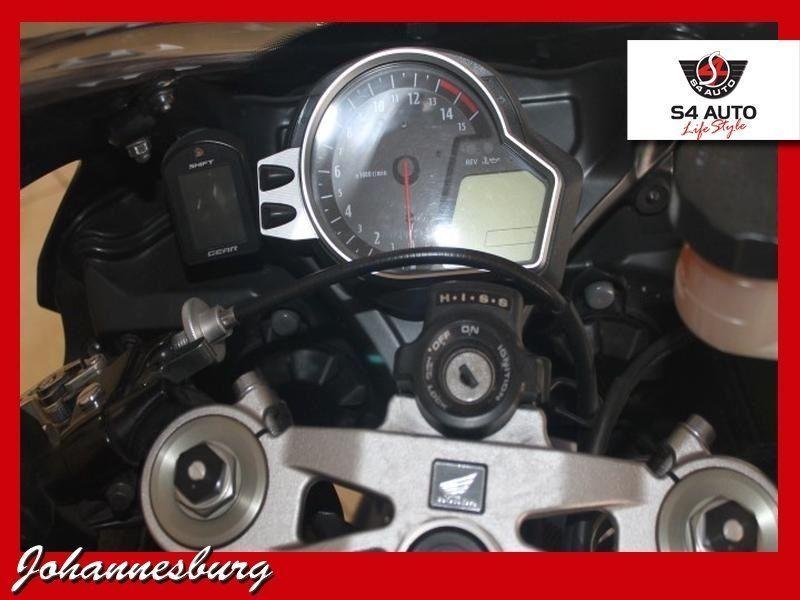 2011 HONDA Cbr 1000rr