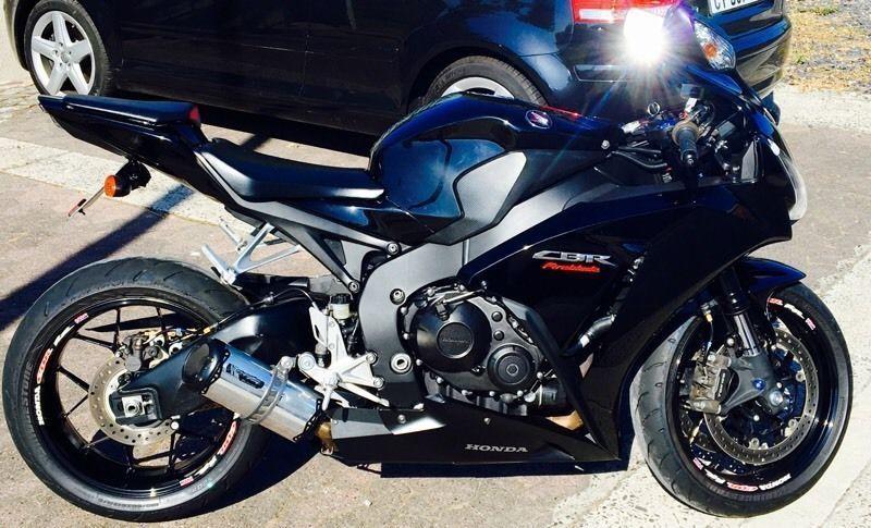 *** Honda CBR 1000 RR Fireblade ***