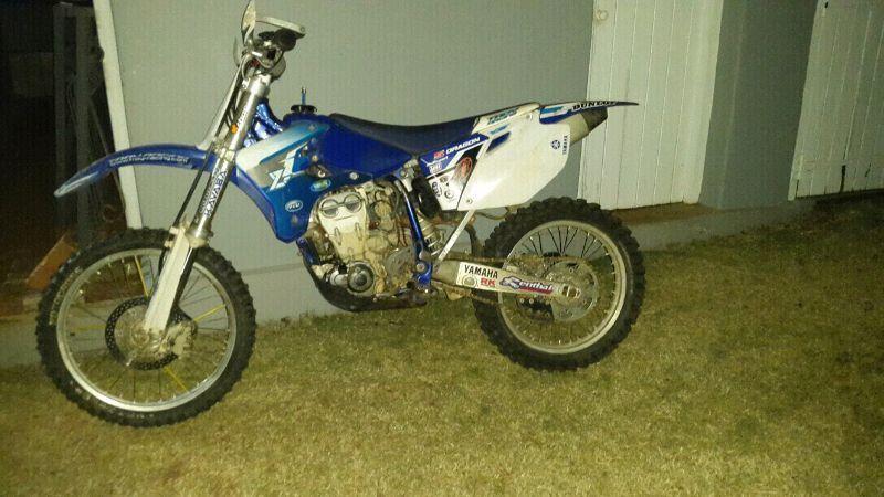 Yamaha yz 450 2005 in good condition