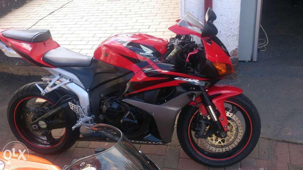 Honda cbr 600RR 07 model