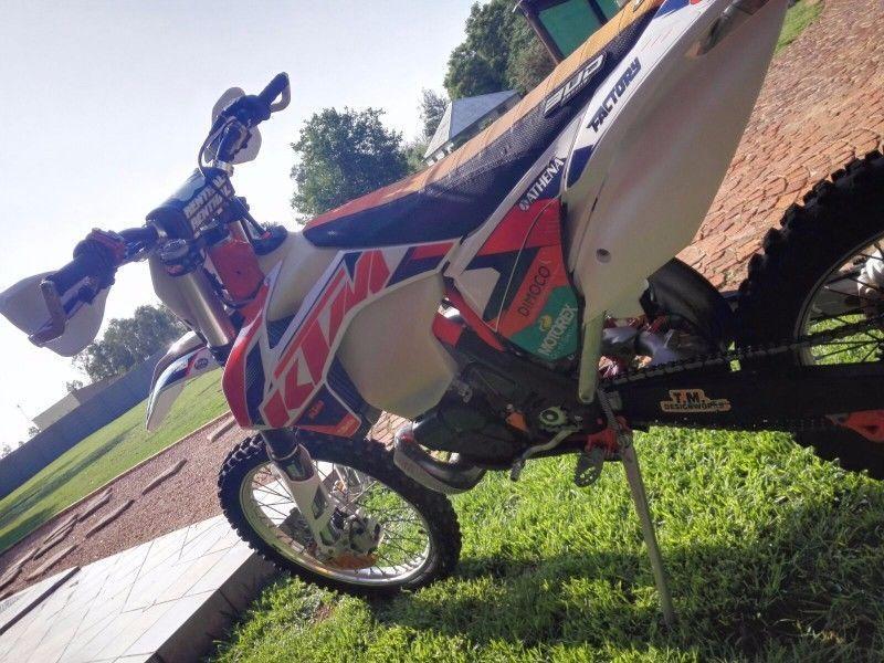 2016 KTM 250 XCW