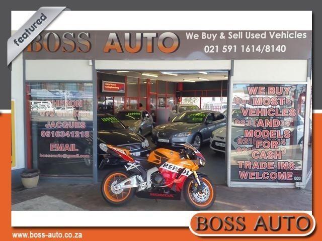 2015 Honda CBR 600RR , with 2500km available now!