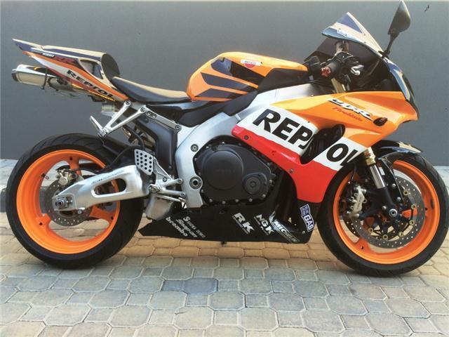 07 HONDA CBR 1000 RR REPSOL