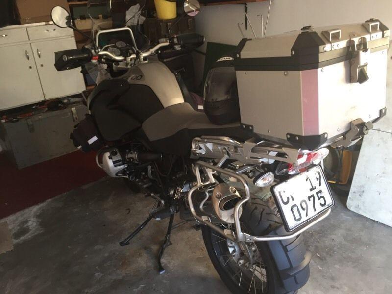 Bmw r1200gs adventure