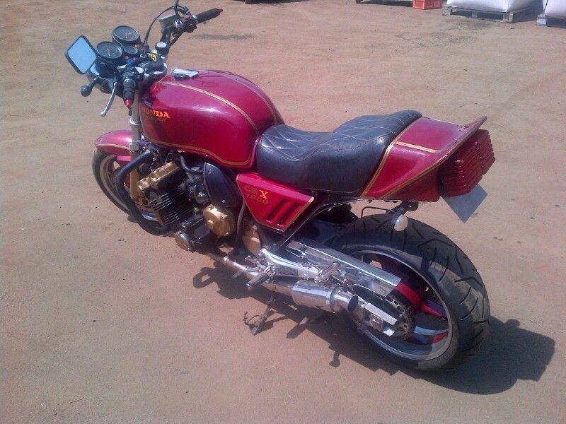 HONDA CBX SUPERSPORT 1000CC,6CYL.COLLECTABLE