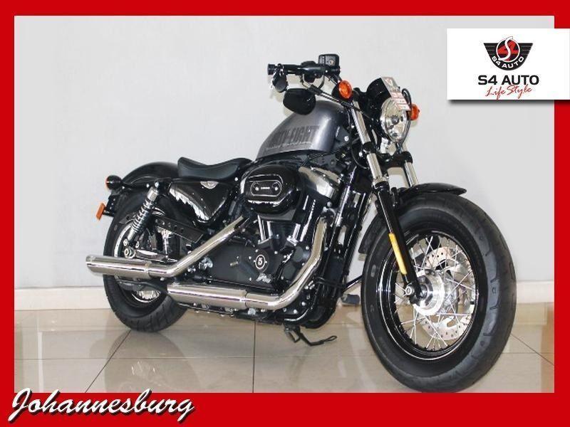 2015 Harley Davidson Sportster 1200 Custom