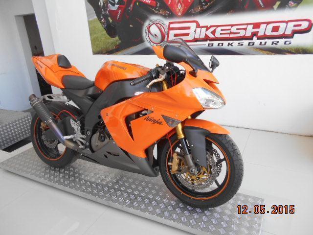 Kawasaki ZX10R with 39875km available now!