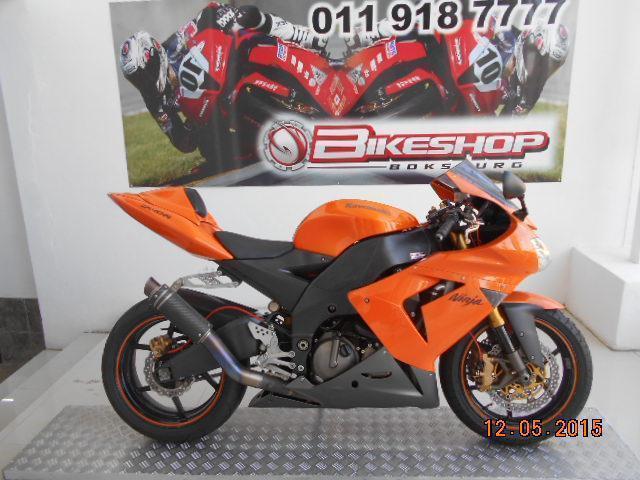 Kawasaki ZX10R with 39875km available now!