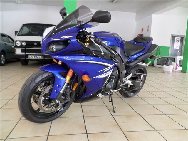2013 Yamaha R1