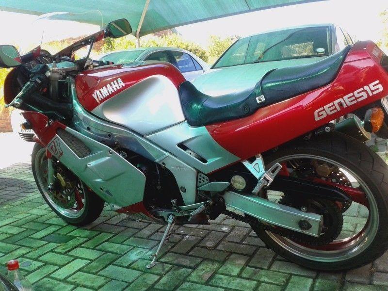 1989 Yamaha FZR Genesis 1000cc