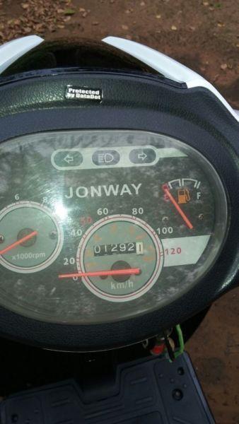 Excellent buy! Jonway Gallactica 125cc motor cycle for purchase including free Mars helmet!