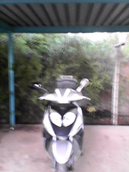 I am looking for a roadbike 250 cc