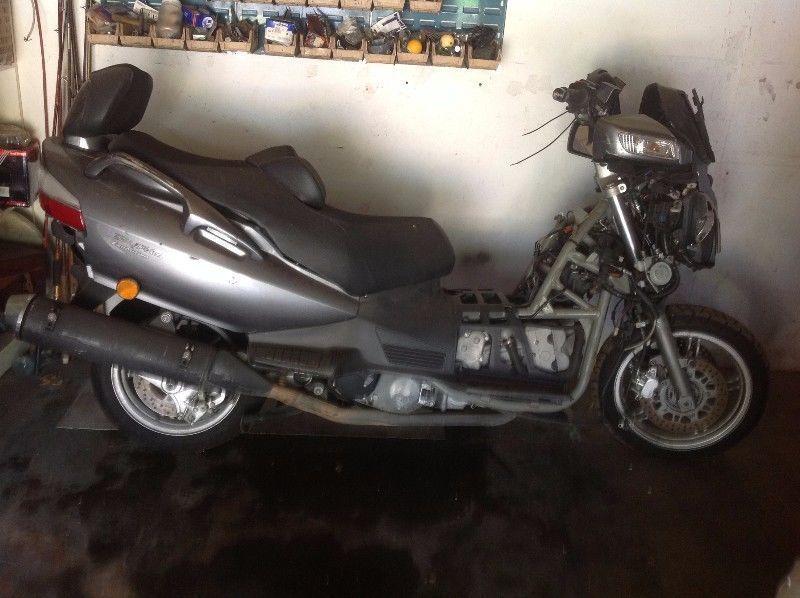 2011 Suzuki Bergmann. 650 excecutive