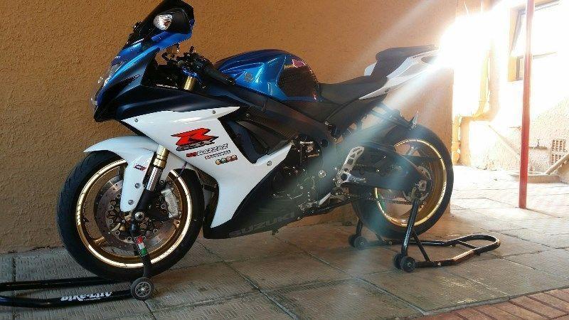 2011 Suzuki GSX-R 110k Neg