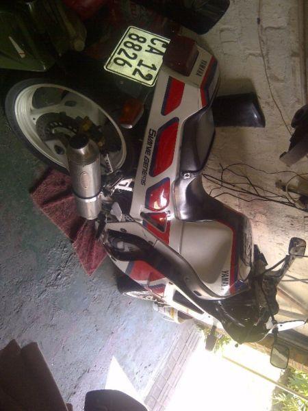 Yamaha FZR 1000 2GH