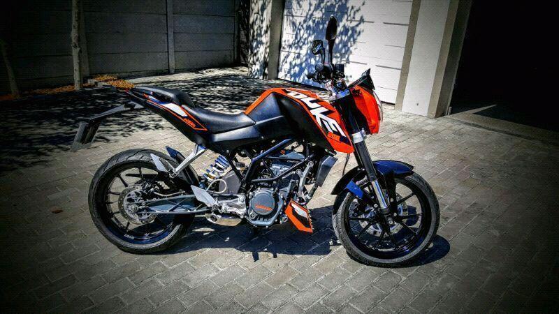 2015 KTM Duke 200 With 99Km ONLY
