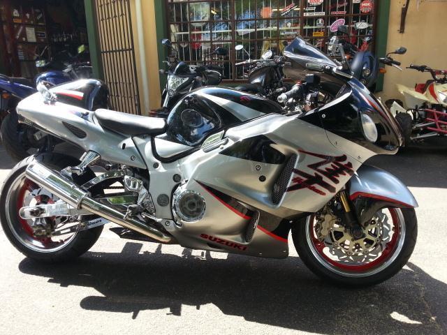 SUZUKI GSX-R 1300 HAYABUSA @ TAZMAN MOTORCYCLES