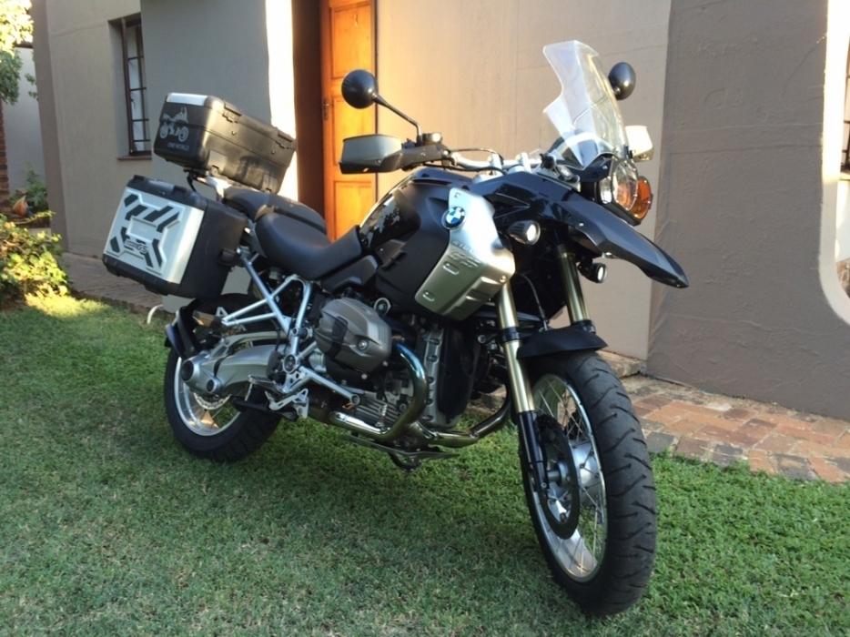 BMW R1200GS 2011 DOHC Full Spec