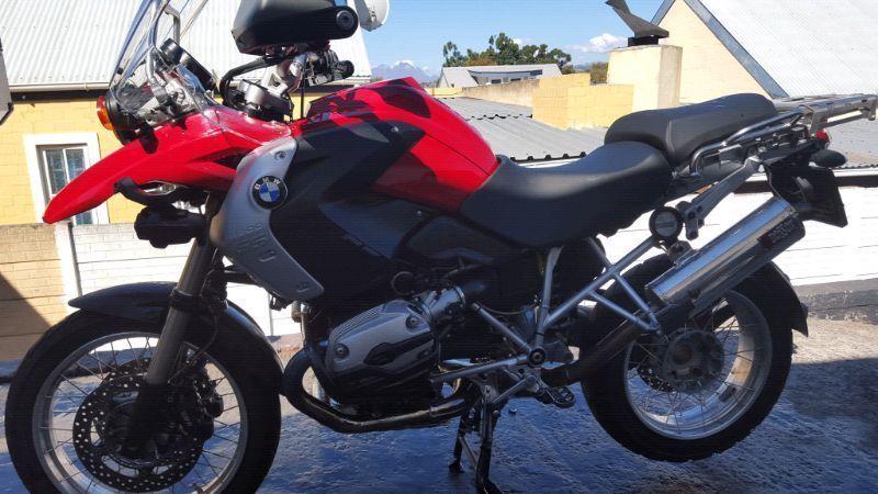 BMW GS 1200 s and Adventures @ GS Traders