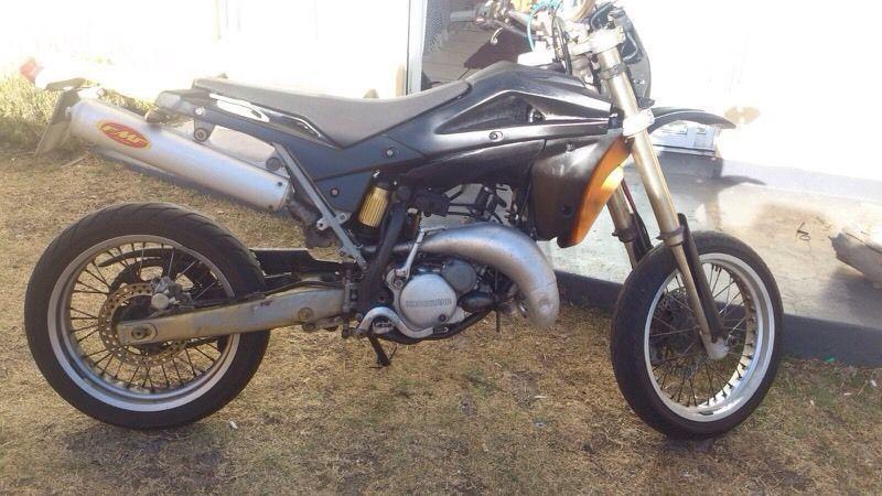 Hasqavarna 125sm two stroke