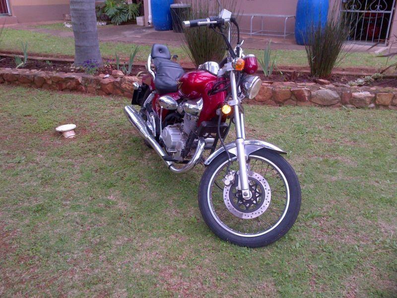 Kymco Zinger Cruizer 125CC in Excellent Condition . The Price is Negotiable if interested