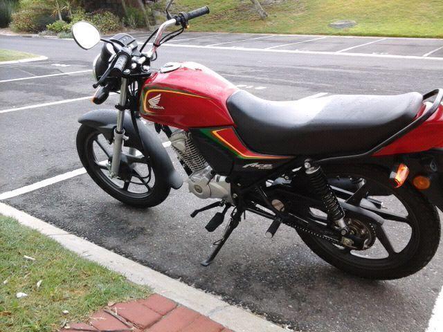 2014 Honda Ace 125cc, excellent condition, with only 3,000km's