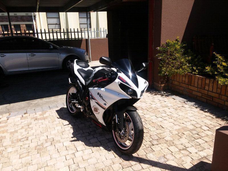 Yamaha R1 2014 (1486 km)