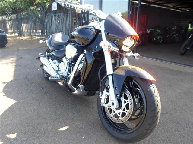 2011 Suzuki Boulevard 1800 M109R