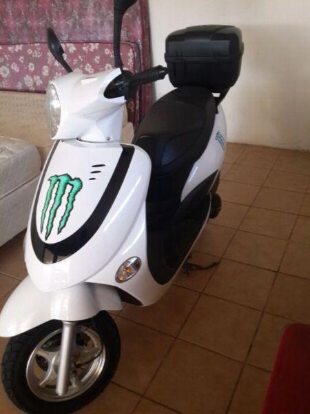 Gomoto Citti I Scooter. 125 cc
