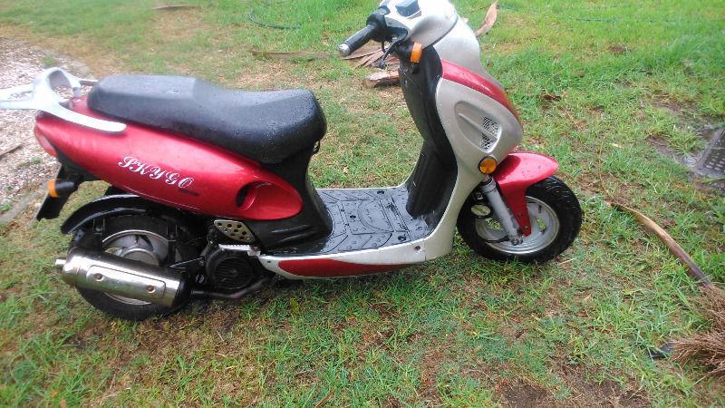 2005 skygo 125 scooter