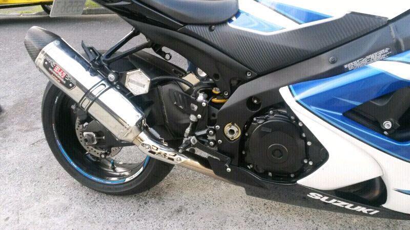 Suzuki gsxr k7 1000cc