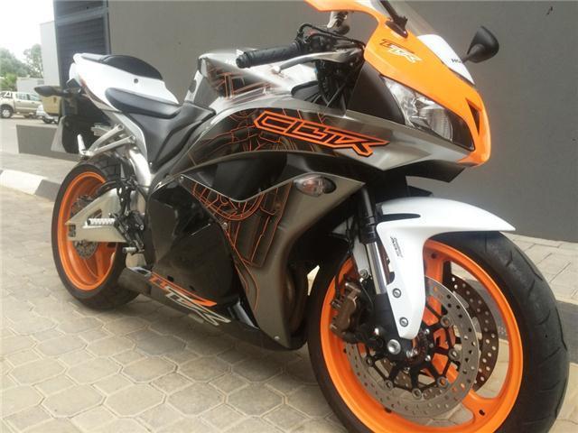 2011 HONDA CBR 600 RR ABS