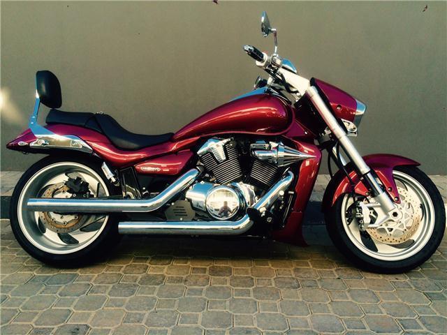 SUZUKI VZR 1800 BOULEVARD M109R