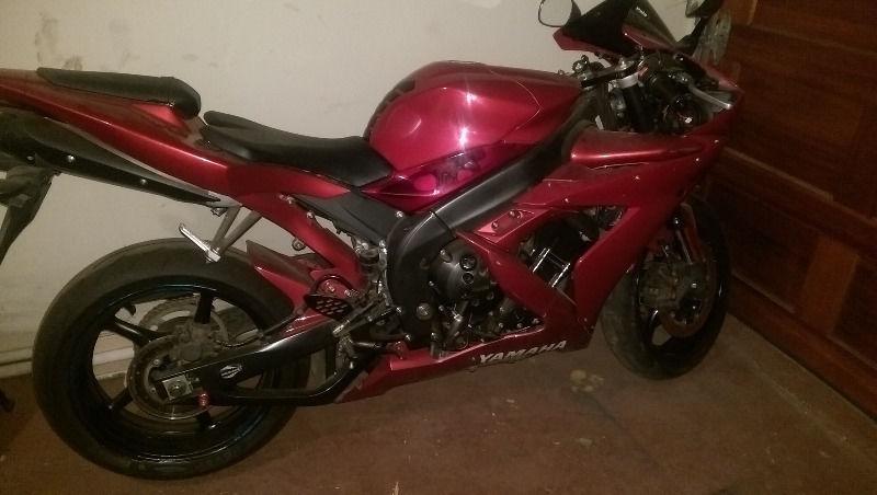 2005 Yamaha R1