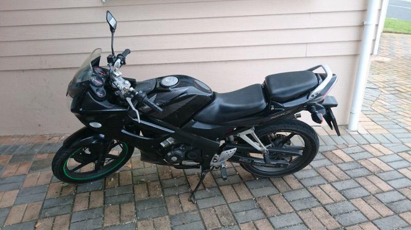 Honda cbr 125