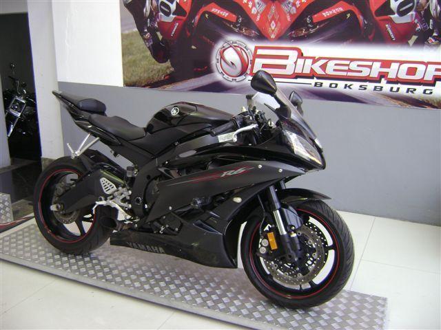 Yamaha YZF-R6 with 38489km available now!