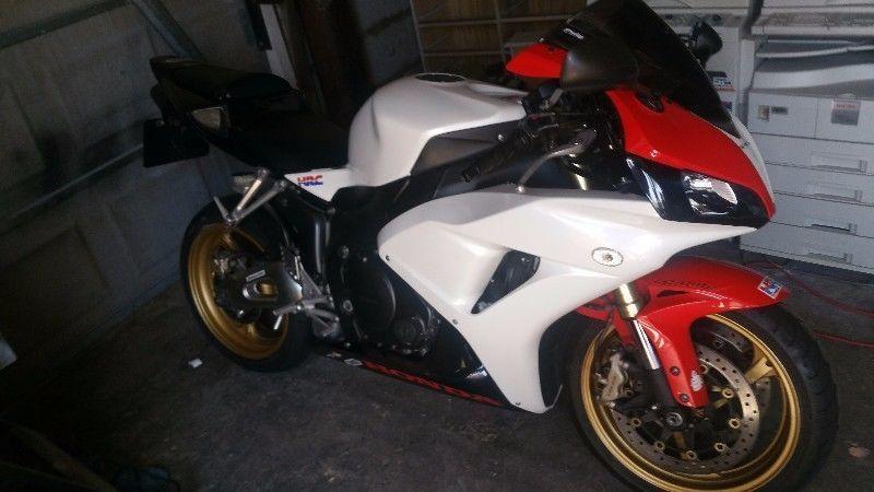 2007 Honda CBR HRC - Enhanced Pearl White
