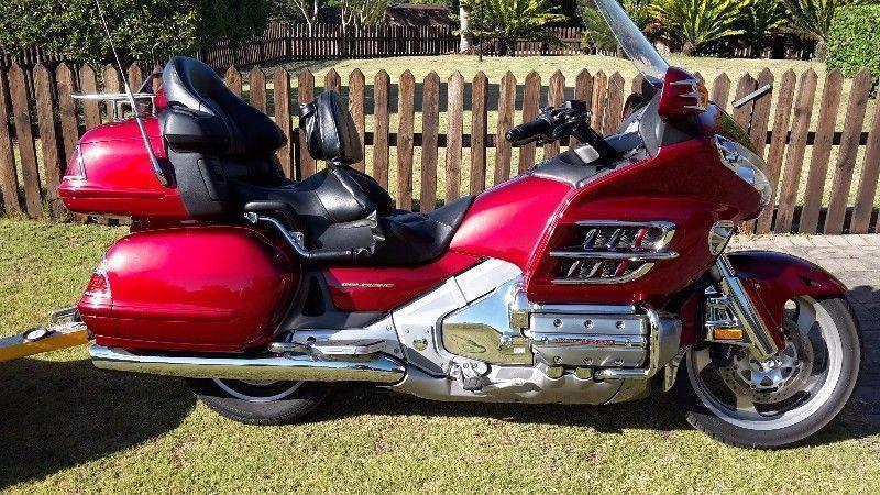 2003 Honda Gold Wing with Trailer in Immaculate Condition for Sale!!!