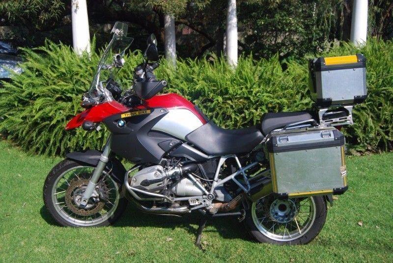 2004 BMW R-Series 1200 GS - Red
