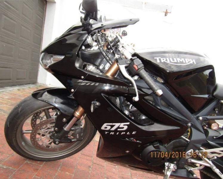 2009 Triumph Daytona 675 with only 5000 kms
